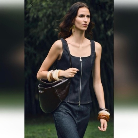 NWT ZARA ZIPPERED DARK DENIM TANK TOP
ZW COLLECTION - Picture 5 of 12